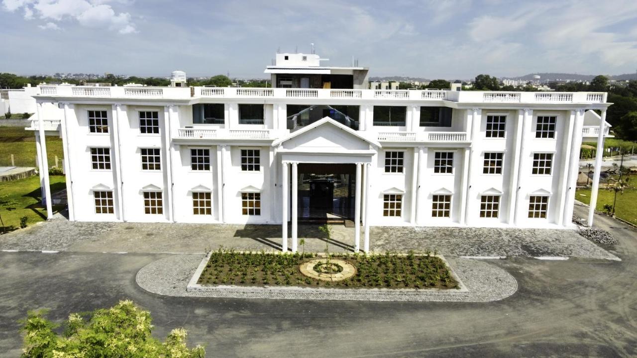 The Heritage Conventions Sagar  Luaran gambar